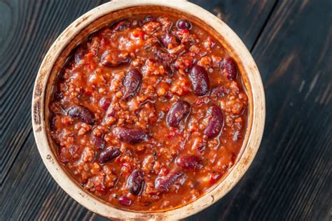 Bol de chili con carne con totopos