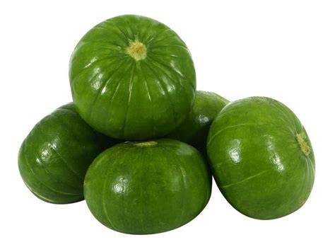 Fotografía: presentación de zapallitos a la plancha con hierbas frescas.