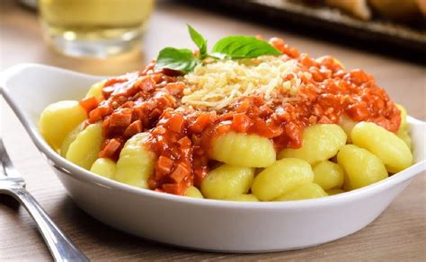 Imagen ilustrativa de papas rojizas, ideales para ñoquis