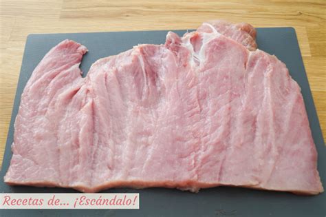 Lomo de cerdo abierto y listo para rellenar