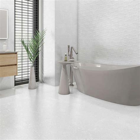 Torta terminada con un acabado decorativo semi desnudo