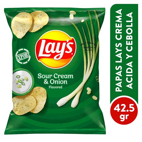 Ingredientes para papas a la crema: papas, cebolla, crema, manteca, quesos, especias