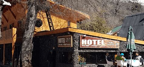 Fachada del restaurante Chil'in en Valle Las Trancas