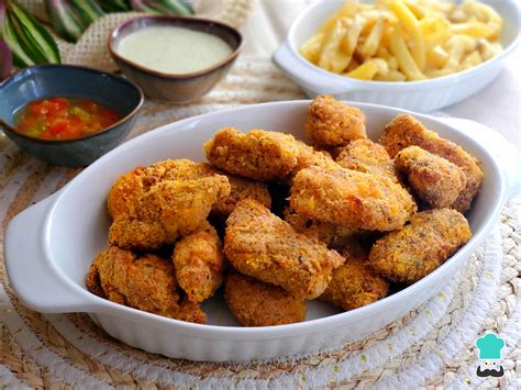 Tabla comparativa detallada entre chicharrón de pollo y nuggets.