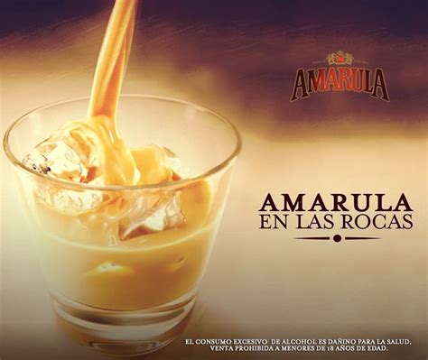 Infografía con diferentes formas de servir Amarula (en las rocas, café, batido)
