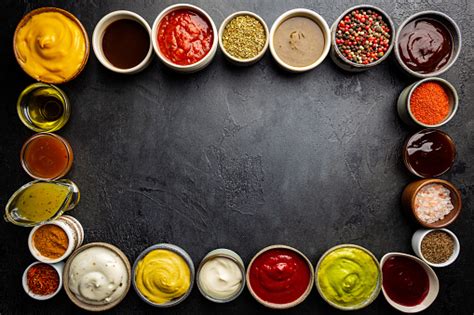 Foto de diferentes salsas de McDonald's