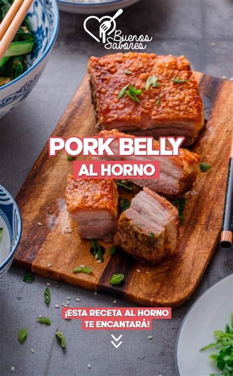 Plato de pork belly al horno, crujiente y dorado, con acompañamientos