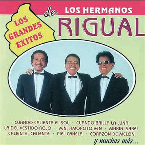 Fotografía de archivo de los Hermanos Rigual y Engelbert Humperdinck, junto a una imagen promocional del video de 