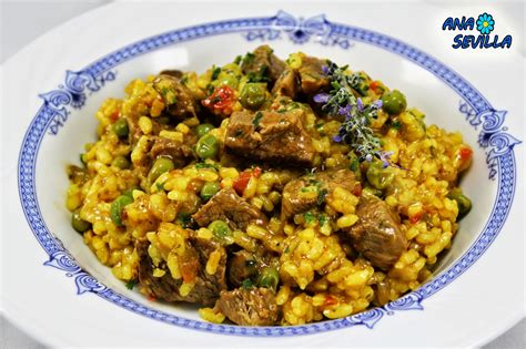 Plato de arroz con ternera tradicional