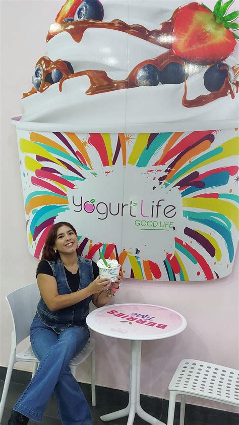 Logo de Yogurtlife en un establecimiento de Chile