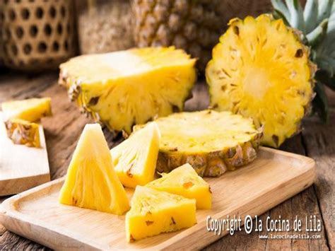 Piña madura lista para ser plantada