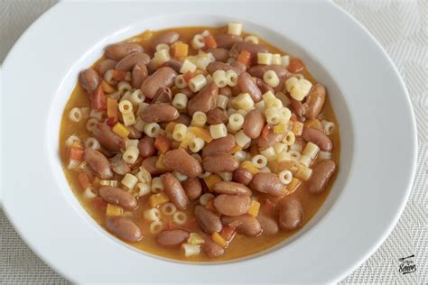 Esquema de los principales ingredientes de la pasta e fagioli