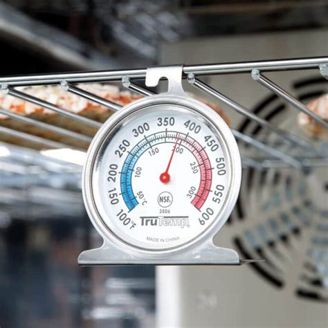 Termómetro de horno mostrando 180°C