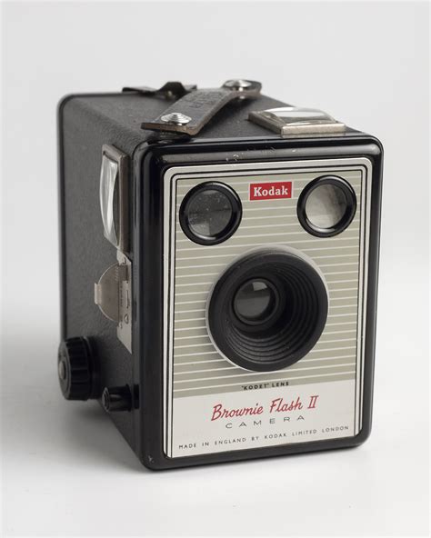 Fotografía de la Kodak Brownie Flash Six-20.