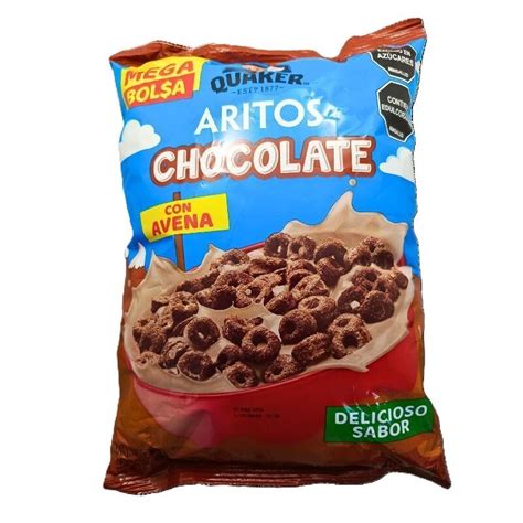 Imagen promocional de los Aritos Quaker Chocolate mostrando su textura crujiente y presentación del empaque.