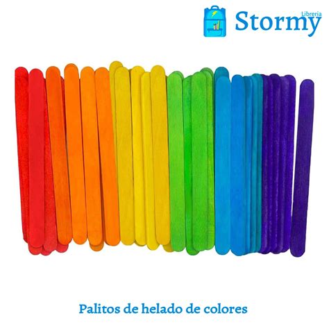Imagen que muestra una variedad de palitos de helado de colores, pegamento y materiales de papelería básicos