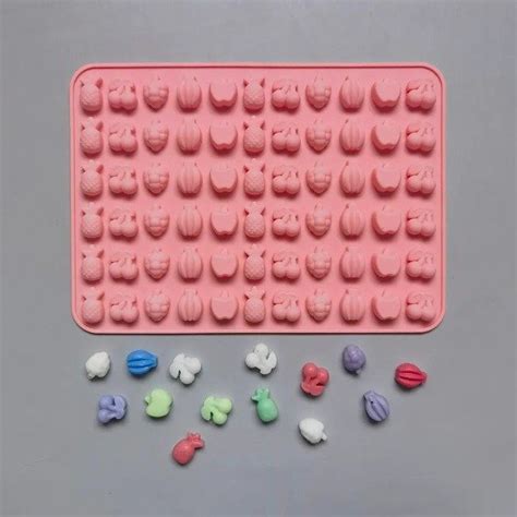 Molde de gomitas con mezcla de frutas y agar-agar