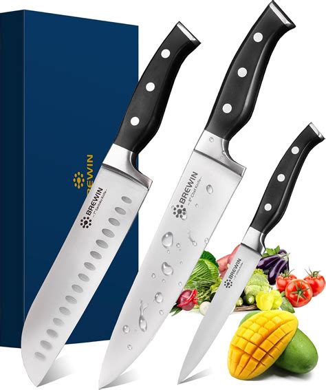 Diseño de bordado de cuchillos de chef estilizados sobre un fondo de cocina
