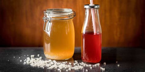 Esquema de la fermentación del kéfir de agua con nódulos y sus ingredientes