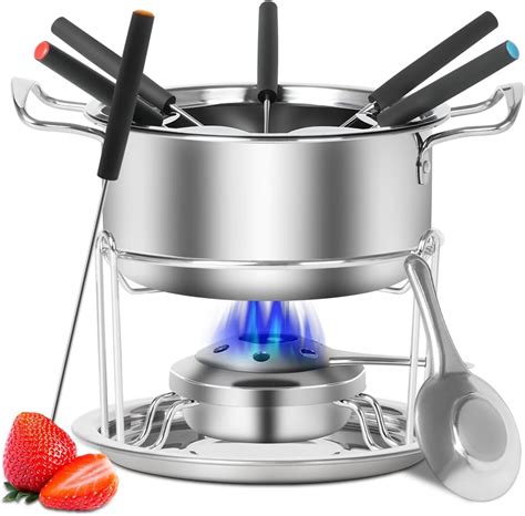 Comparativa de diferentes materiales de ollas de fondue: cerámica, acero inoxidable y hierro fundido