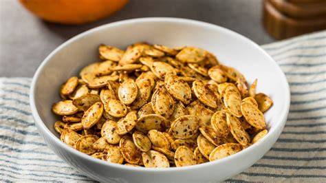 Plato con semillas de calabaza tostadas y especiadas