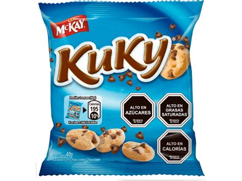 Envase de galletas Kuky Roja mostrando la lista de ingredientes