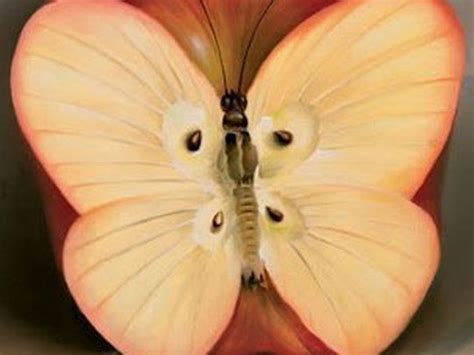 Vladimir Kush - Manzanas, orugas y mariposas