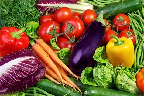 Surtido de verduras frescas cortadas para saltear