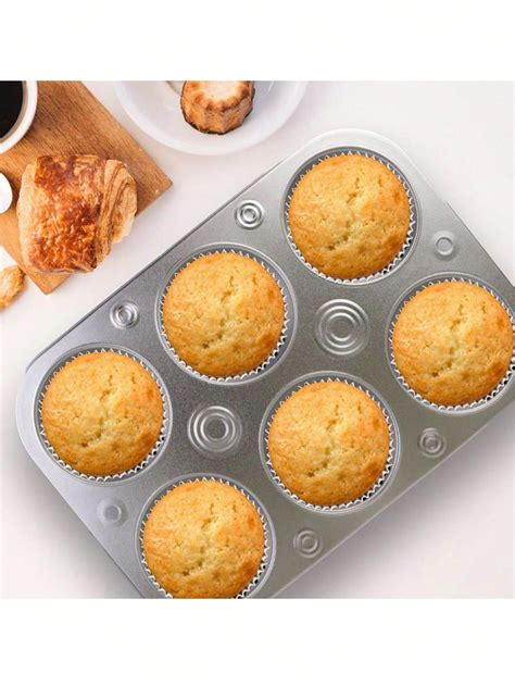 Bocadillos de tortilla en moldes individuales para panquecitos