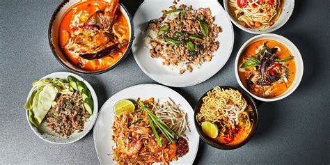 Platos tailandeses y vietnamitas como Pad Thai y Pho