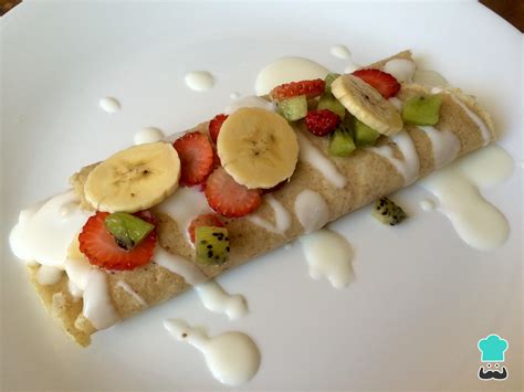 crepes saludables con frutas y yogur