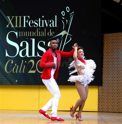 Bailarines de salsa en Cali, Colombia