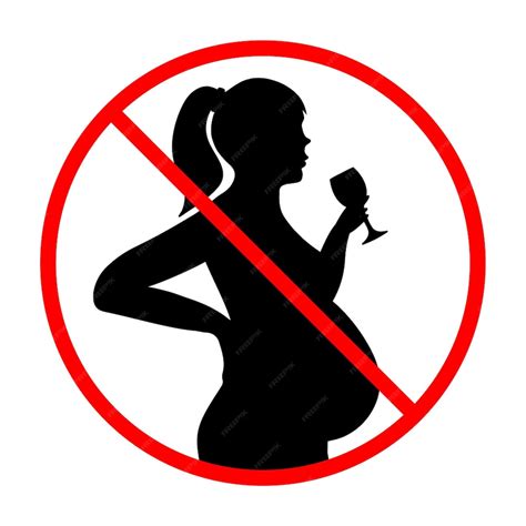 Madre amamantando a su bebé con una señal de prohibido alcohol