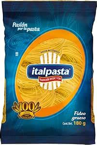 Infografía comparativa: Fideo fino vs. fideo grueso, mostrando sus tiempos de cocción y texturas ideales para el plato.