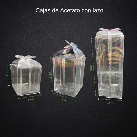 Caja de acetato transparente mostrando el producto en su interior.