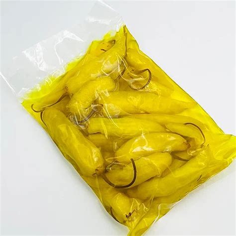 Foto de Ají Oro encurtido entero en bolsa de 1 kg