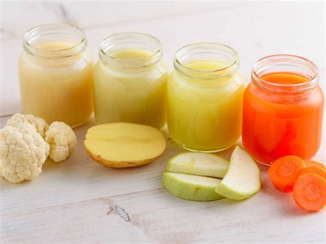 Variedad de frutas y verduras aptas para purés de bebé