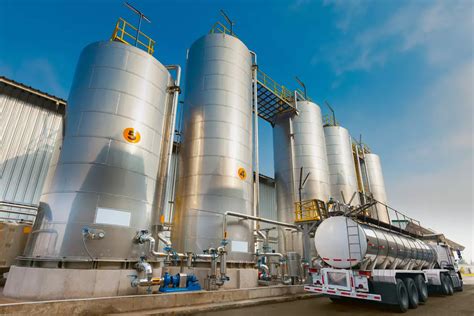 Tanques industriales para la preparación de jarabe de azúcar