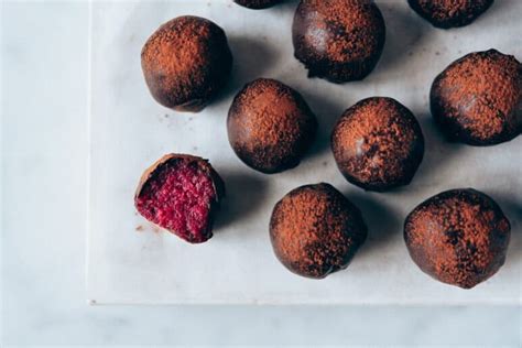Trufas de chocolate rellenas de ganache de chocolate y malbec