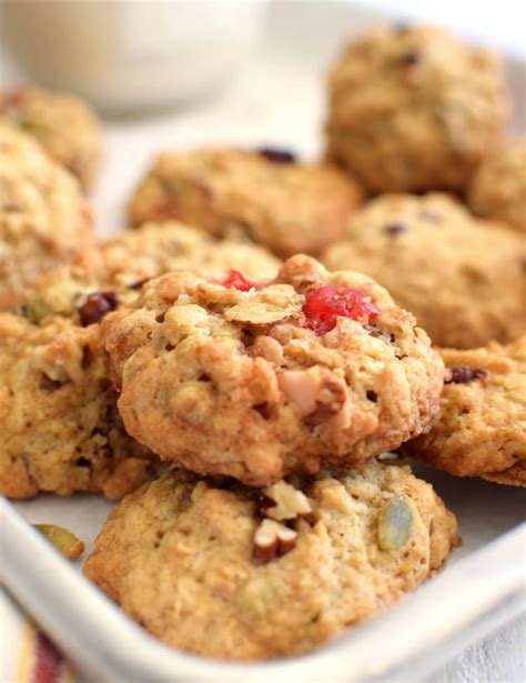 Colección de galletas de avena caseras de diferentes sabores