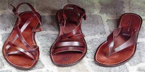 sandalias de cuero rústicas o chalalas