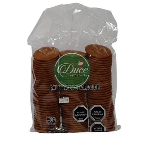 Galletas Lagos del Sur listas para ser rellenas y decoradas.