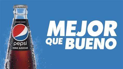 Secuencia del anuncio de Pepsi de 2012 que presenta situaciones donde la alternativa (Pepsi y compañía femenina) es presentada como superior.
