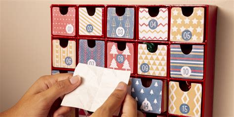 materiales para hacer un calendario de adviento casero