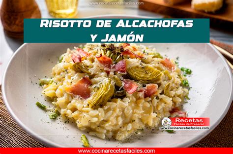 Plato de risotto cremoso con alcachofas y espárragos