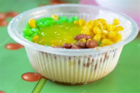 colorido postre Cendol en un tazón