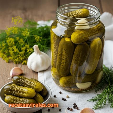 Imagen de los ingredientes principales para los pepinillos encurtidos