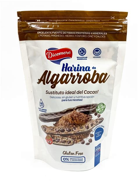 Variedad de postres elaborados con harina de algarroba