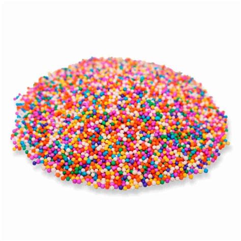 Primer plano de grageas de colores vibrantes en un cuenco