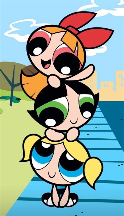 Ilustración de las tres Chicas Superpoderosas (Bombón, Burbuja y Bellota) en pose de acción.